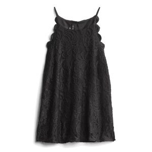 Fortune + Ivy Scalloped lace blouse✨